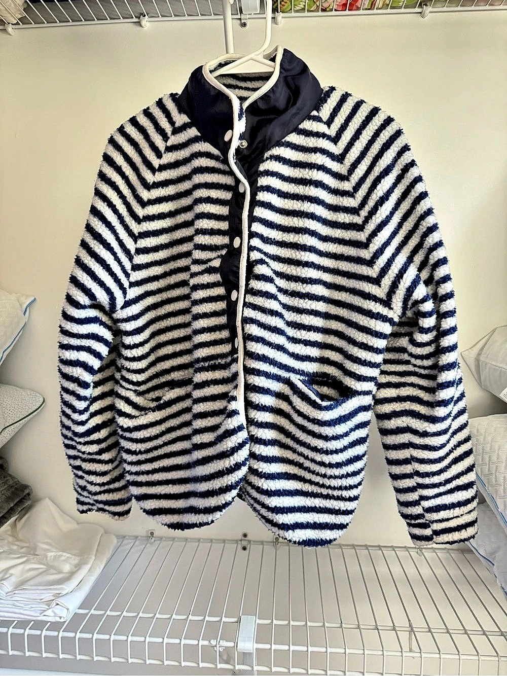 Striped Fleece Jacket in Blue & White Size Small